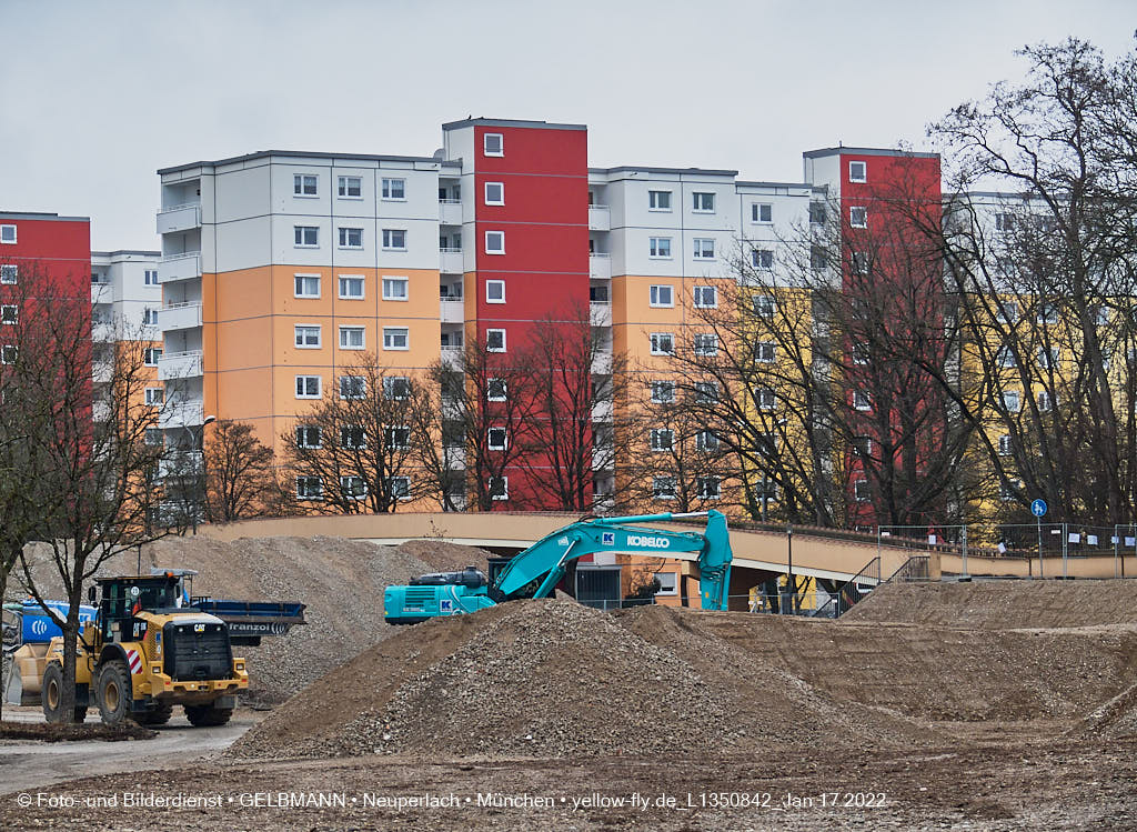 14.01.2022 - Abrissbaustelle Quiddezentrum in Neuperlach 14.01.2022 - Abrissbaustelle Quiddezentrum in Neuperlach