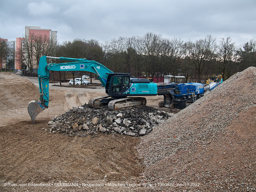 14.01.2022 - Abrissbaustelle Quiddezentrum in Neuperlach 14.01.2022 - Abrissbaustelle Quiddezentrum in Neuperlach