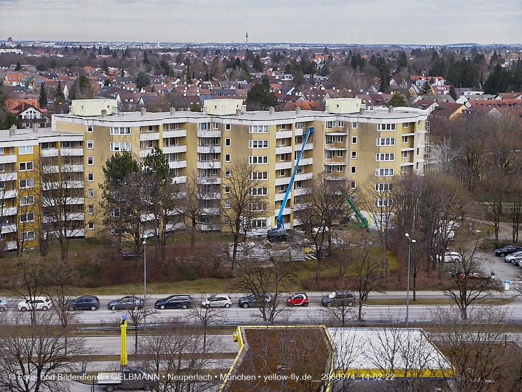 14.02.2022 - Kreissäge an der Großsanierung am Karl-Marx-Ring
