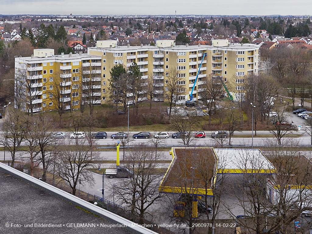 14.02.2022 - Kreissäge an der Großsanierung am Karl-Marx-Ring