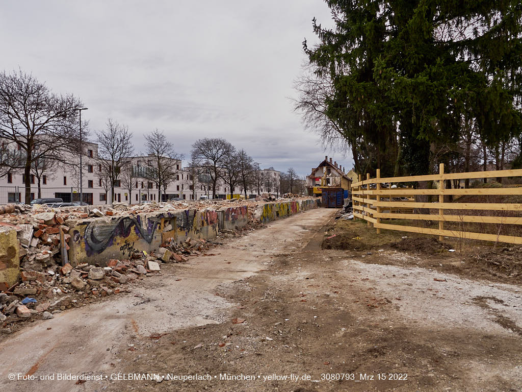 15.03.2022 - Abriss und Neubau der Maikäfersiedlung 