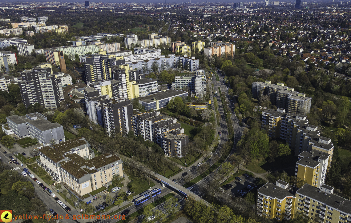 20.04.2022 - Marx-Zentrum und Karl-Marx-Ring 53-57 in Neuperlach