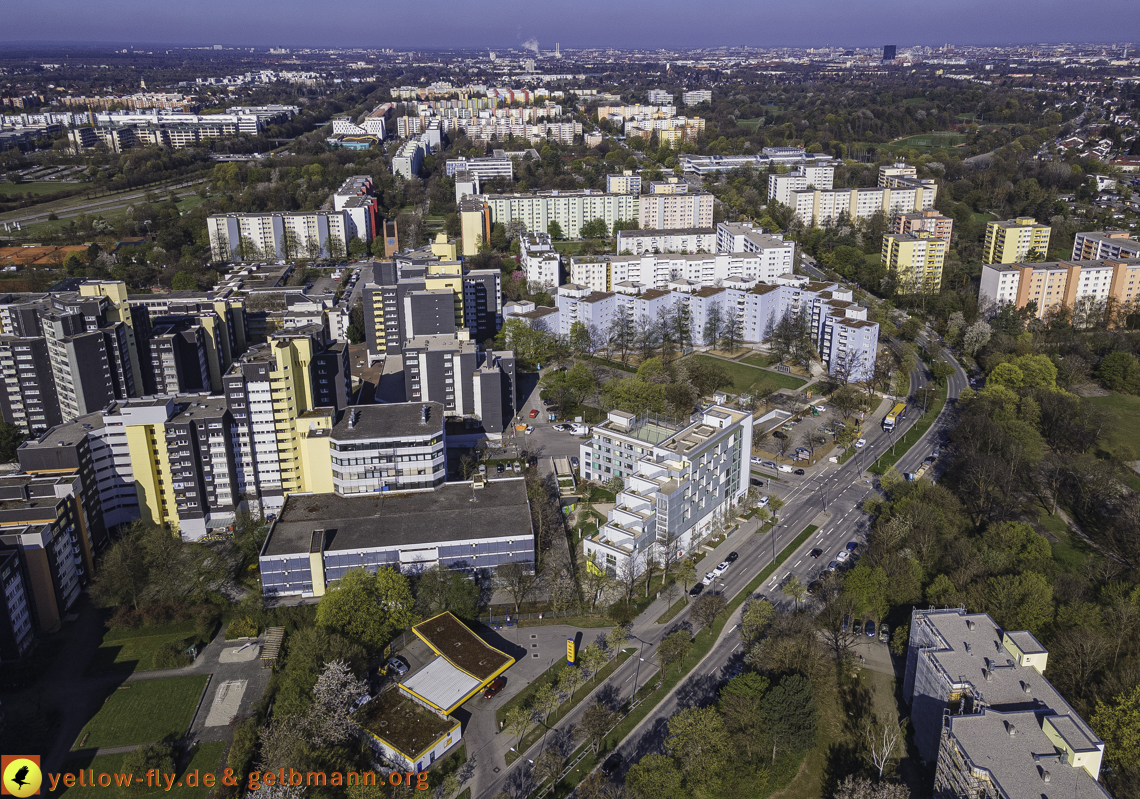 20.04.2022 - Marx-Zentrum und Karl-Marx-Ring 53-57 in Neuperlach