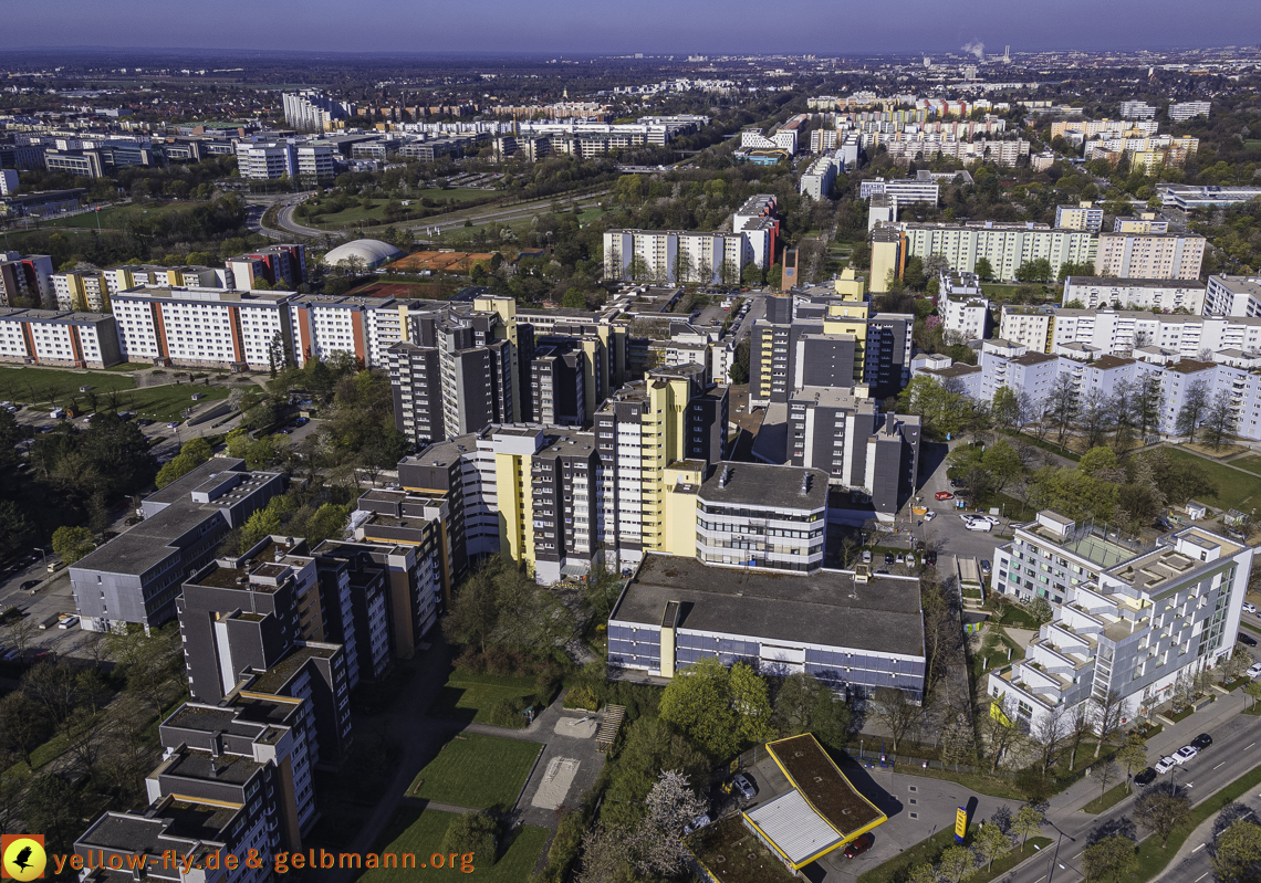 20.04.2022 - Marx-Zentrum und Karl-Marx-Ring 53-57 in Neuperlach