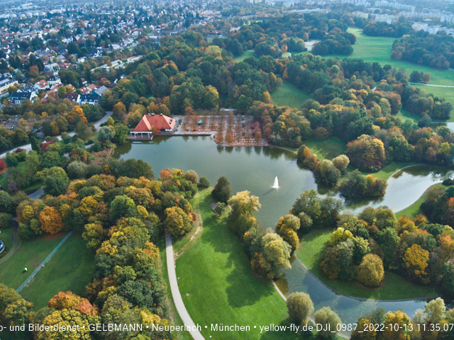 13.10.2022 - der Ostpark mit Biergarten und See in Neuperlach