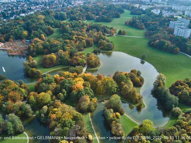 13.10.2022 - der Ostpark mit Biergarten und See in Neuperlach