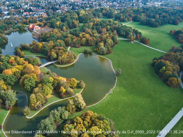 13.10.2022 - der Ostpark mit Biergarten und See in Neuperlach