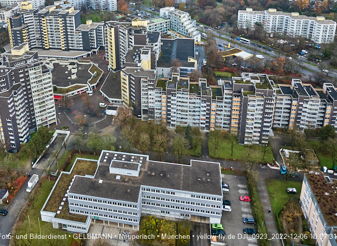 06.12.2022 - Marx-Zentrum uns Wohnanlage Karl-Marx-Ring 52-62