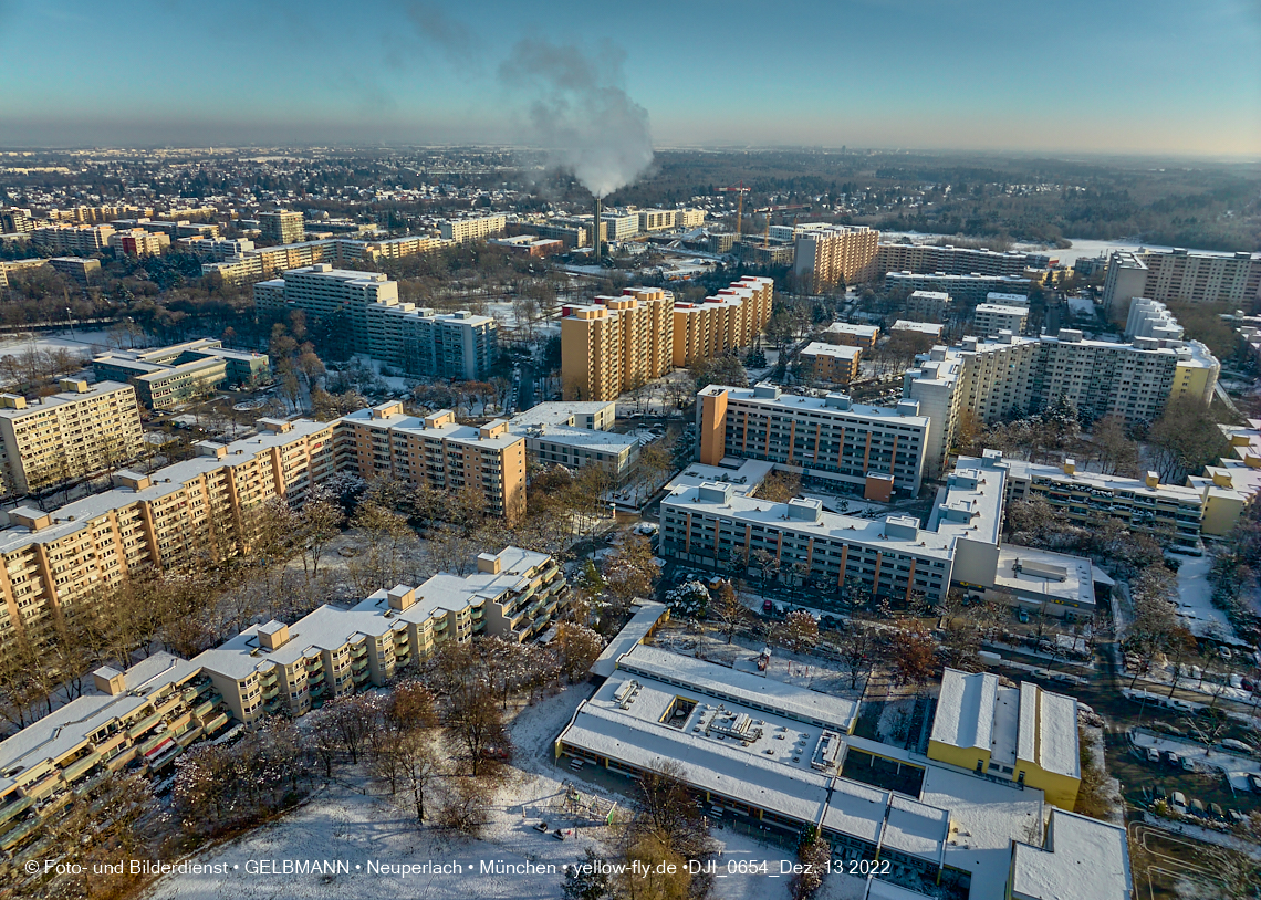 13.12.2022 - Neuperlach Zentrum und Umgebung