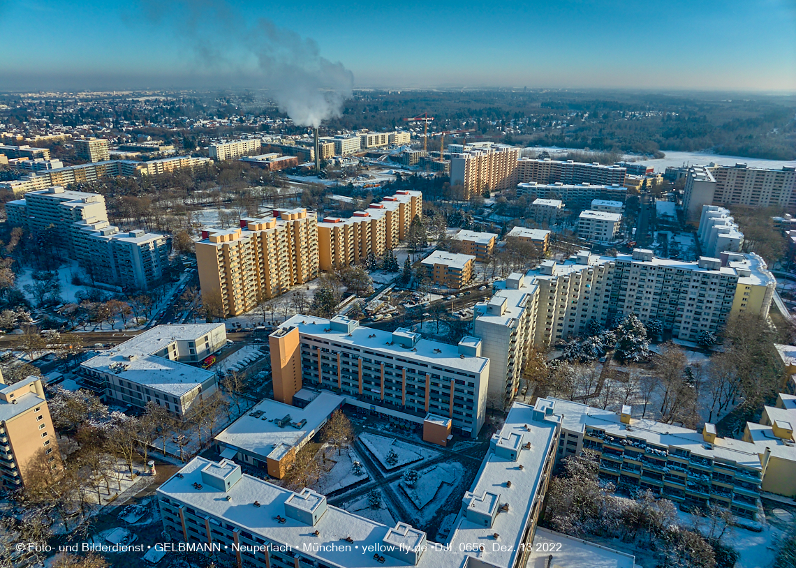 13.12.2022 - Neuperlach Zentrum und Umgebung