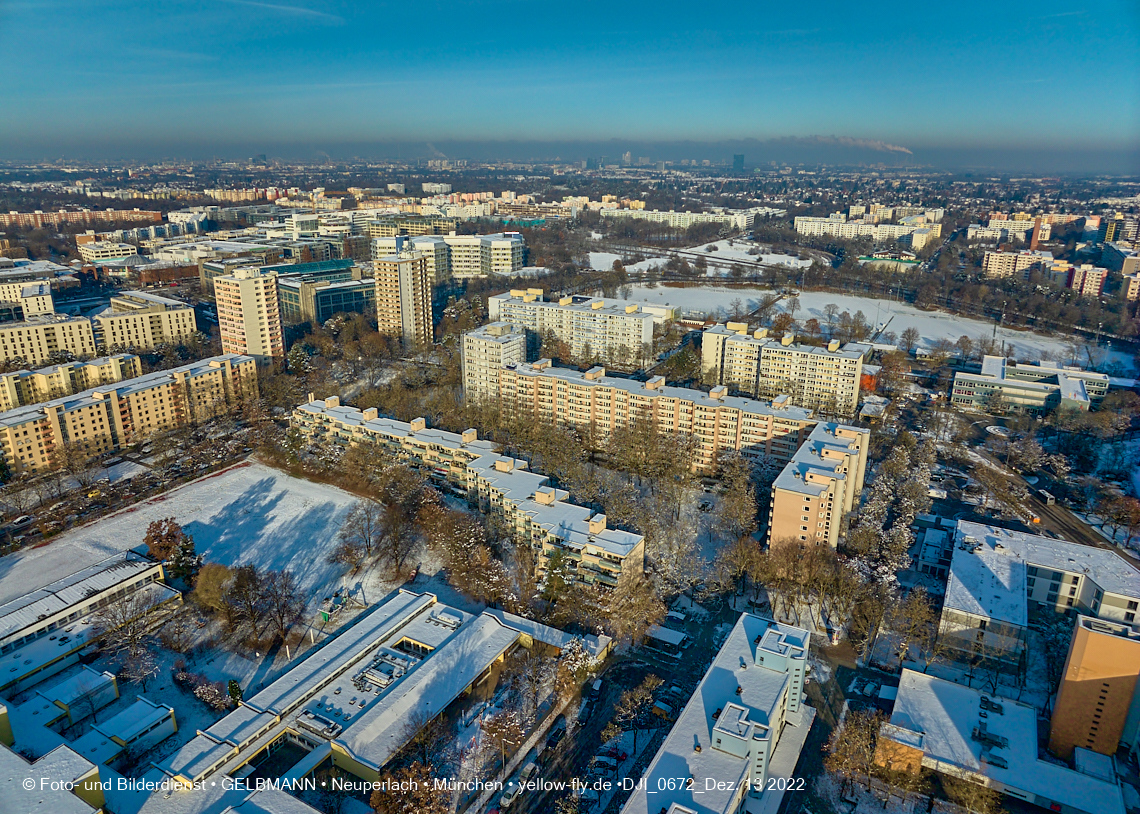 13.12.2022 - Neuperlach Zentrum und Umgebung