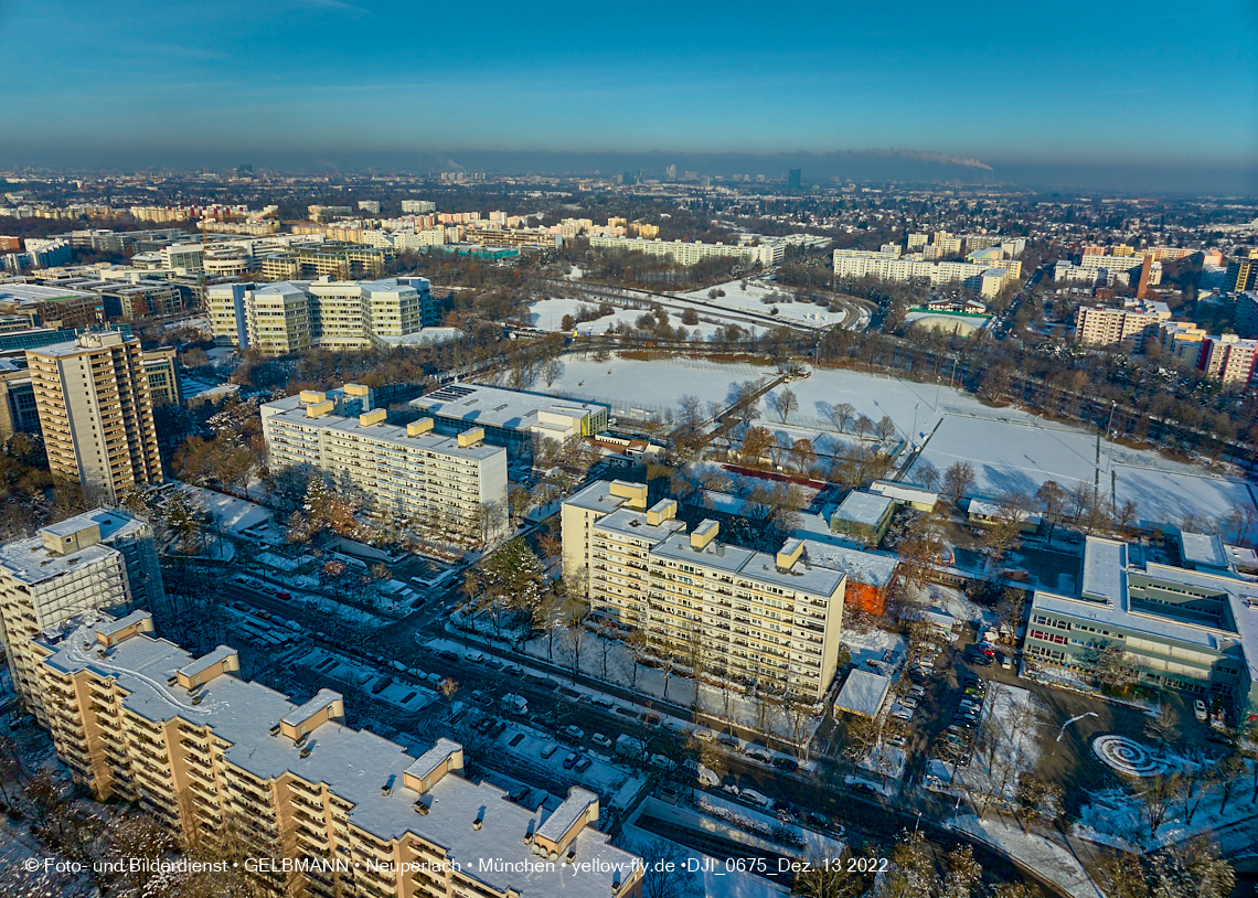 13.12.2022 - Neuperlach Zentrum und Umgebung