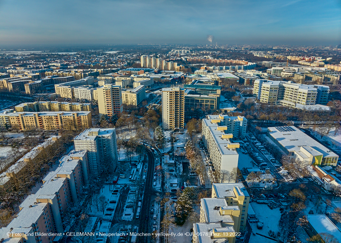 13.12.2022 - Neuperlach Zentrum und Umgebung