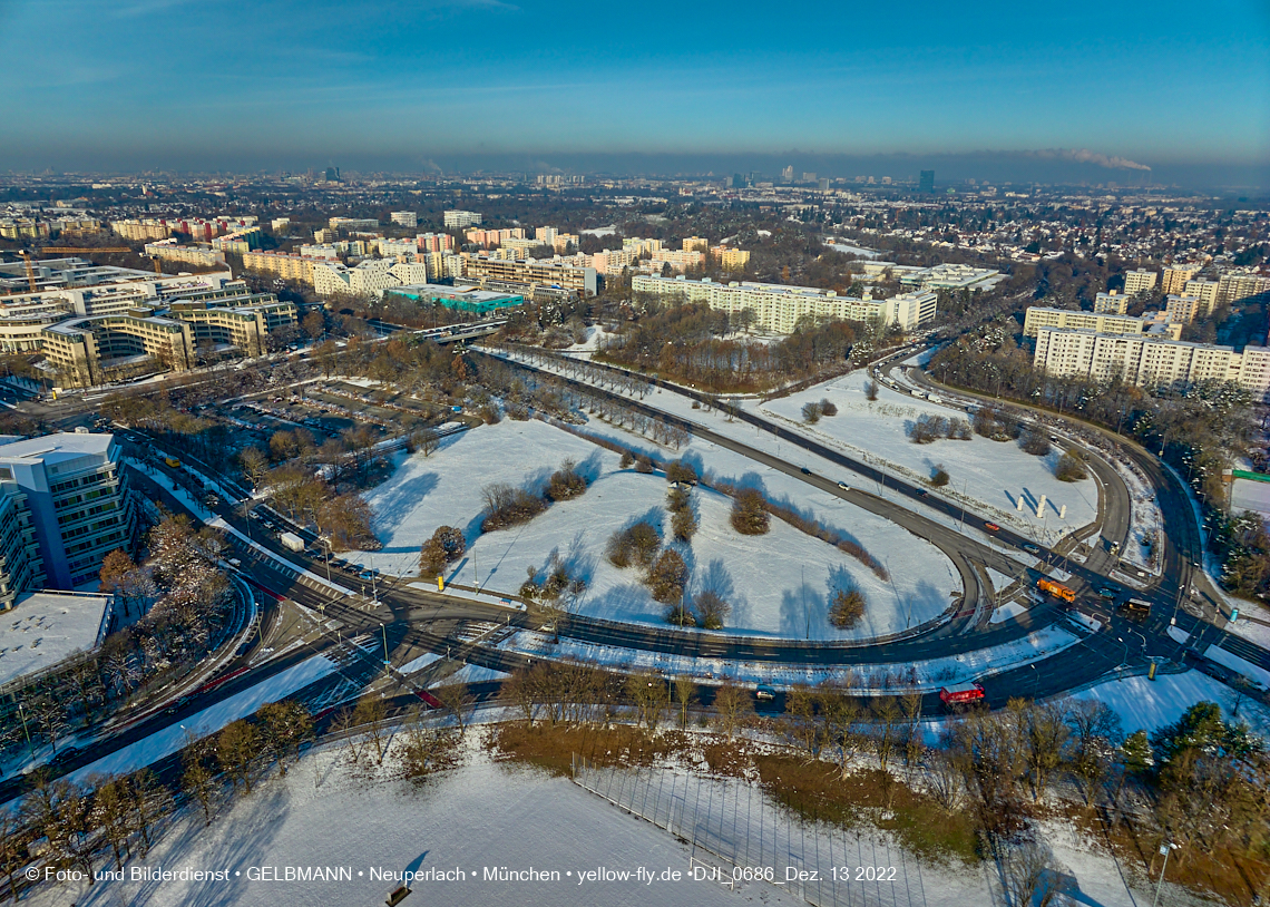 13.12.2022 - Neuperlach Zentrum und Umgebung