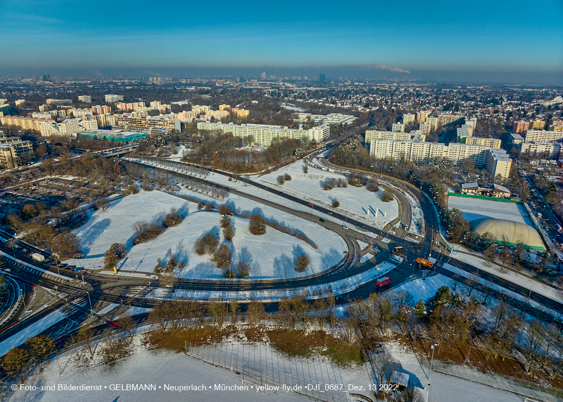 13.12.2022 - Neuperlach Zentrum und Umgebung