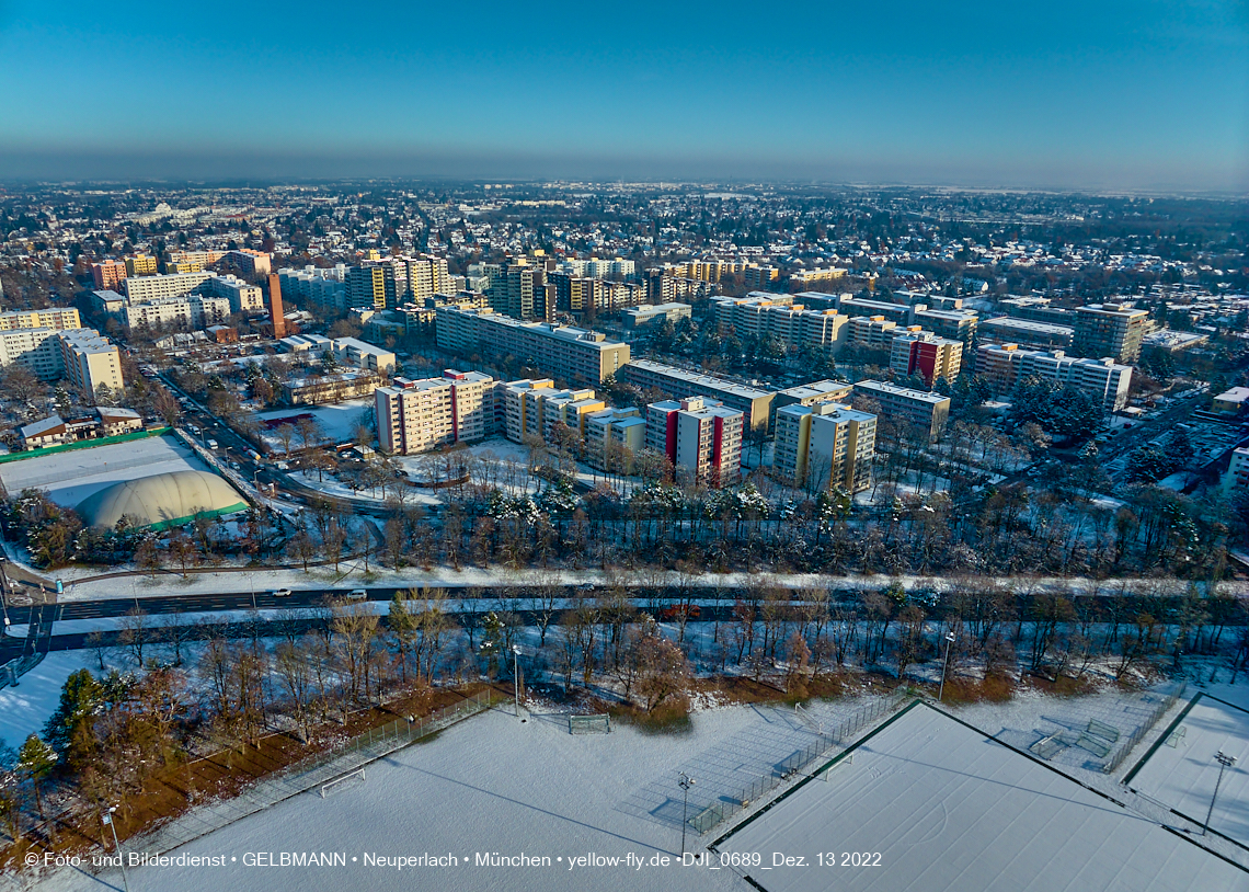 13.12.2022 - Neuperlach Zentrum und Umgebung