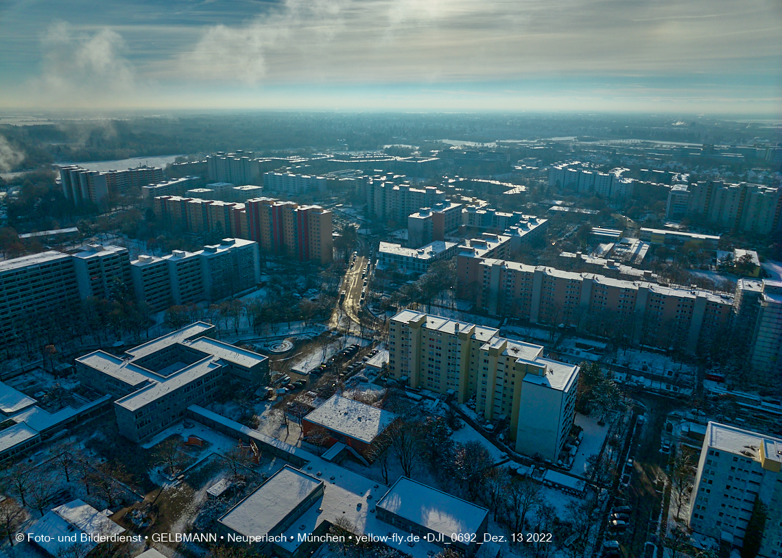 13.12.2022 - Neuperlach Zentrum und Umgebung