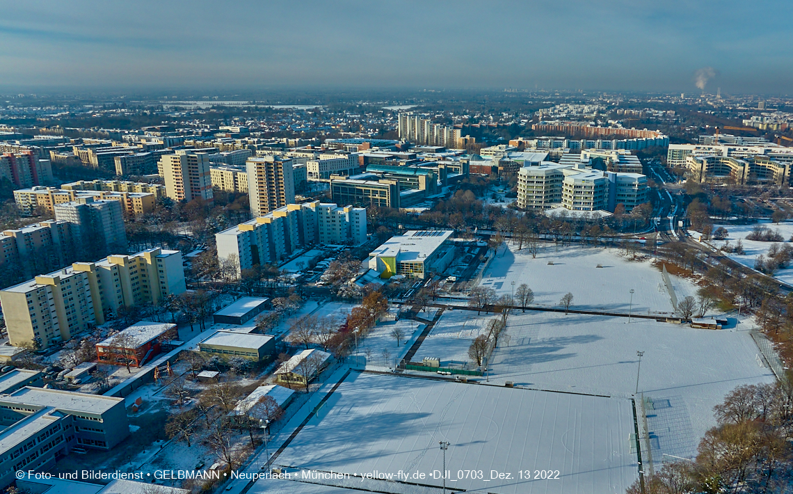 13.12.2022 - Neuperlach Zentrum und Umgebung