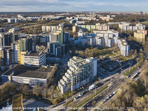 16.11.2023 - Marx-Zentrum und Karl-Marx-Ring 52-62 in Neuperlach
