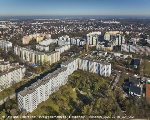 15.02.2023 - Marx-Zentrum und Karl-Marx-Ring 52-62 in Neuperlach