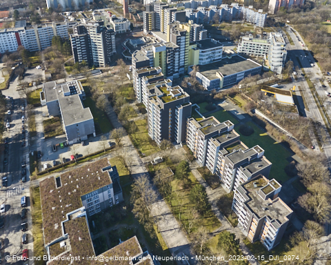 15.02.2023 - Marx-Zentrum und Karl-Marx-Ring 52-62 in Neuperlach