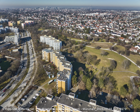 15.02.2023 - Marx-Zentrum und Karl-Marx-Ring 52-62 in Neuperlach