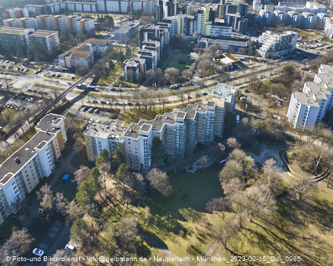 15.02.2023 - Marx-Zentrum und Karl-Marx-Ring 52-62 in Neuperlach