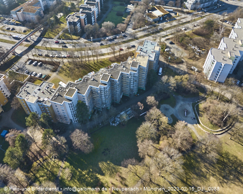 15.02.2023 - Marx-Zentrum und Karl-Marx-Ring 52-62 in Neuperlach