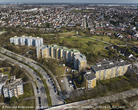 21.03.2023 - Marx-Zentrum und Karl-Marx-Ring 52-62 in Neuperlach