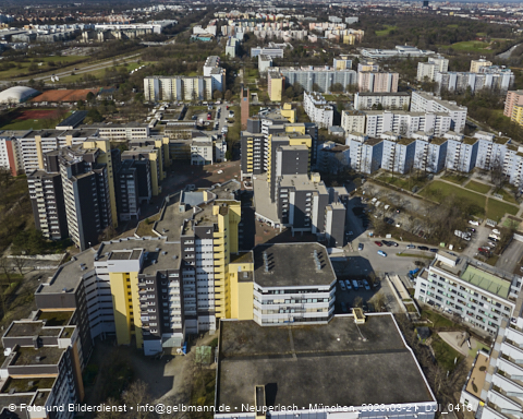 21.03.2023 - Marx-Zentrum und Karl-Marx-Ring 52-62 in Neuperlach