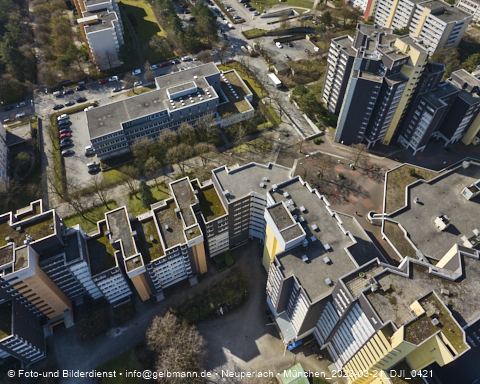 21.03.2023 - Marx-Zentrum und Karl-Marx-Ring 52-62 in Neuperlach
