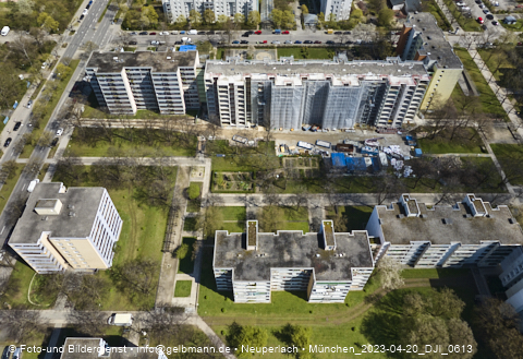 21.04.2023 - Marx-Zentrum und Karl-Marx-Ring 52-62 in Neuperlach