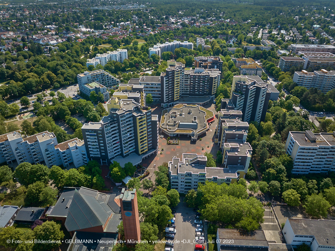 07.07.2023 - Marx-Zentrum - Wohnanalge Karl-Marx-Ring 52-62 und 53-57