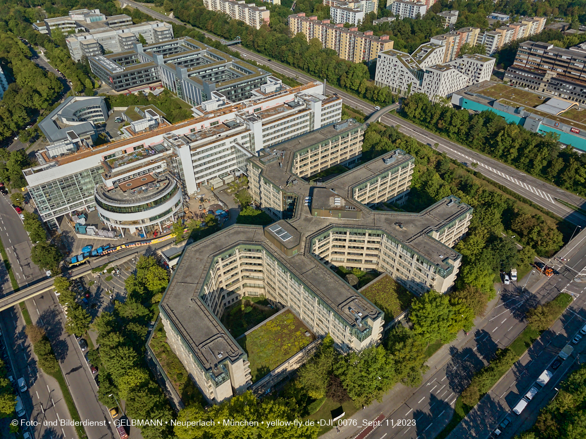 11.09.2023 - Der Wohnring und das ehemalige Allianzgebäude in Neuperlach