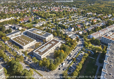 13.10.2023 - Karl-Marx-Ring 52-62 und Marx-Zentrum mit Umgebung in Neuperlach