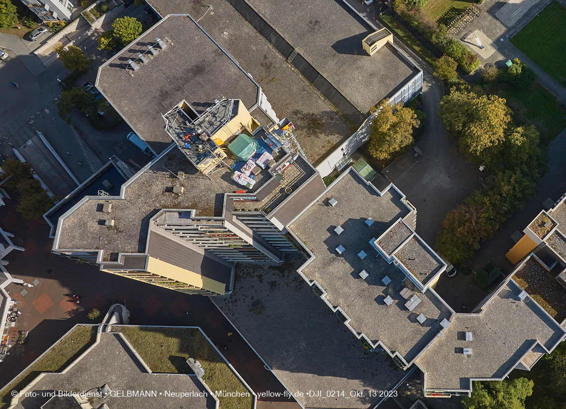 13.10.2023 - unser Marx-Zentrum und Wohnanlage Karl-Marx-Ring 52-62 in Neuperlach