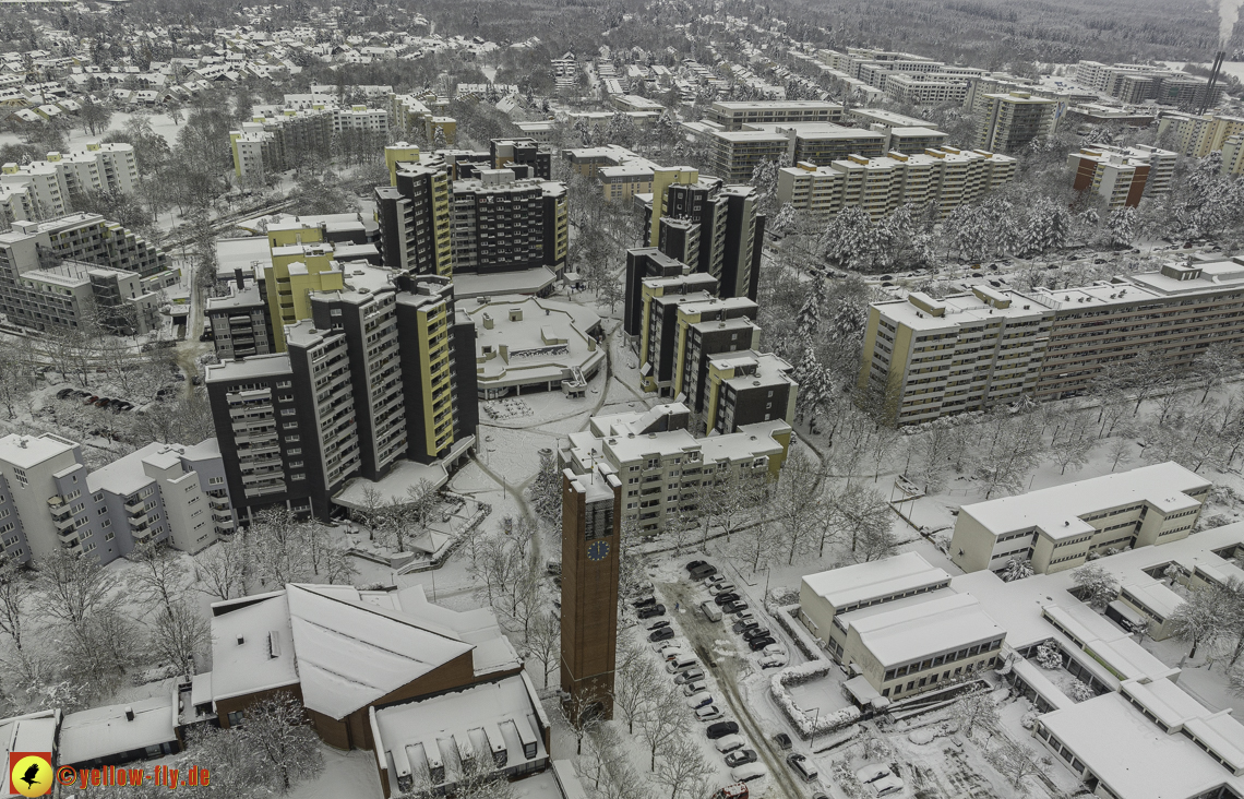 05.12.2021 - Karl-Marx-Ring und Marx-Zentrum in Neuperlach