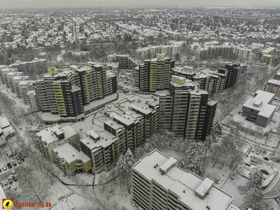 05.12.2021 - Karl-Marx-Ring und Marx-Zentrum in Neuperlach