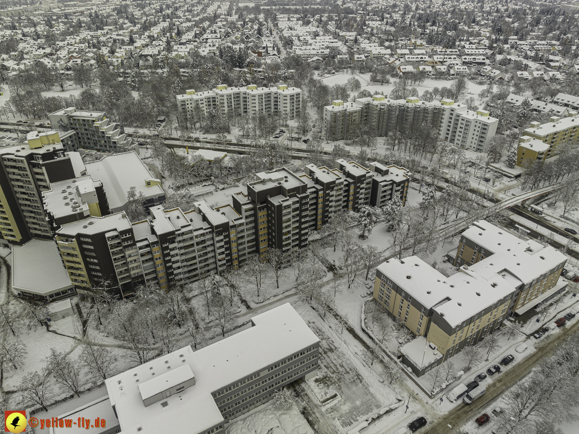05.12.2021 - Karl-Marx-Ring und Marx-Zentrum in Neuperlach
