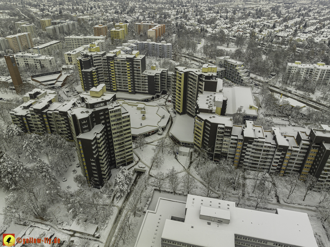 05.12.2021 - Karl-Marx-Ring und Marx-Zentrum in Neuperlach