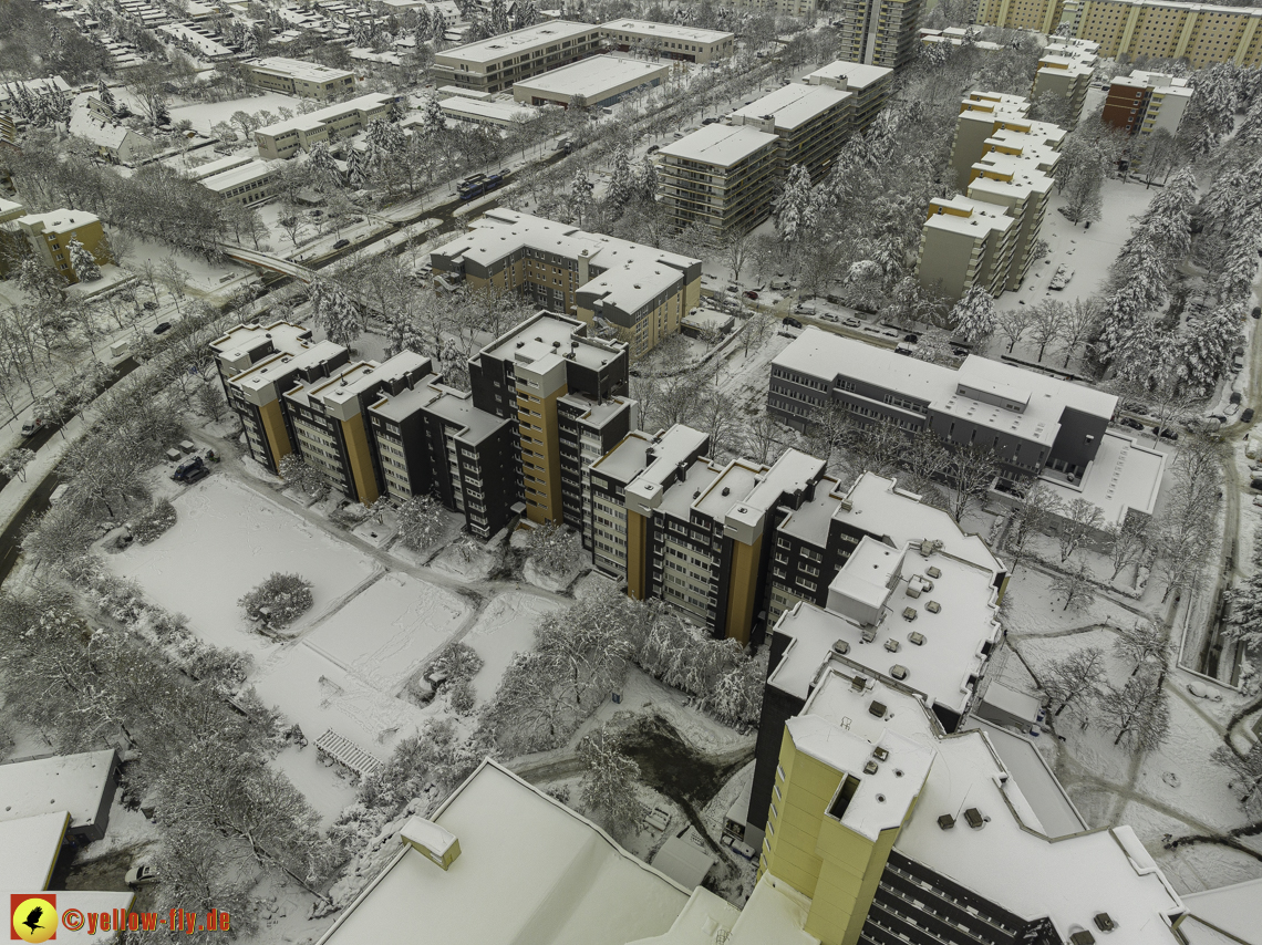 05.12.2021 - Karl-Marx-Ring und Marx-Zentrum in Neuperlach