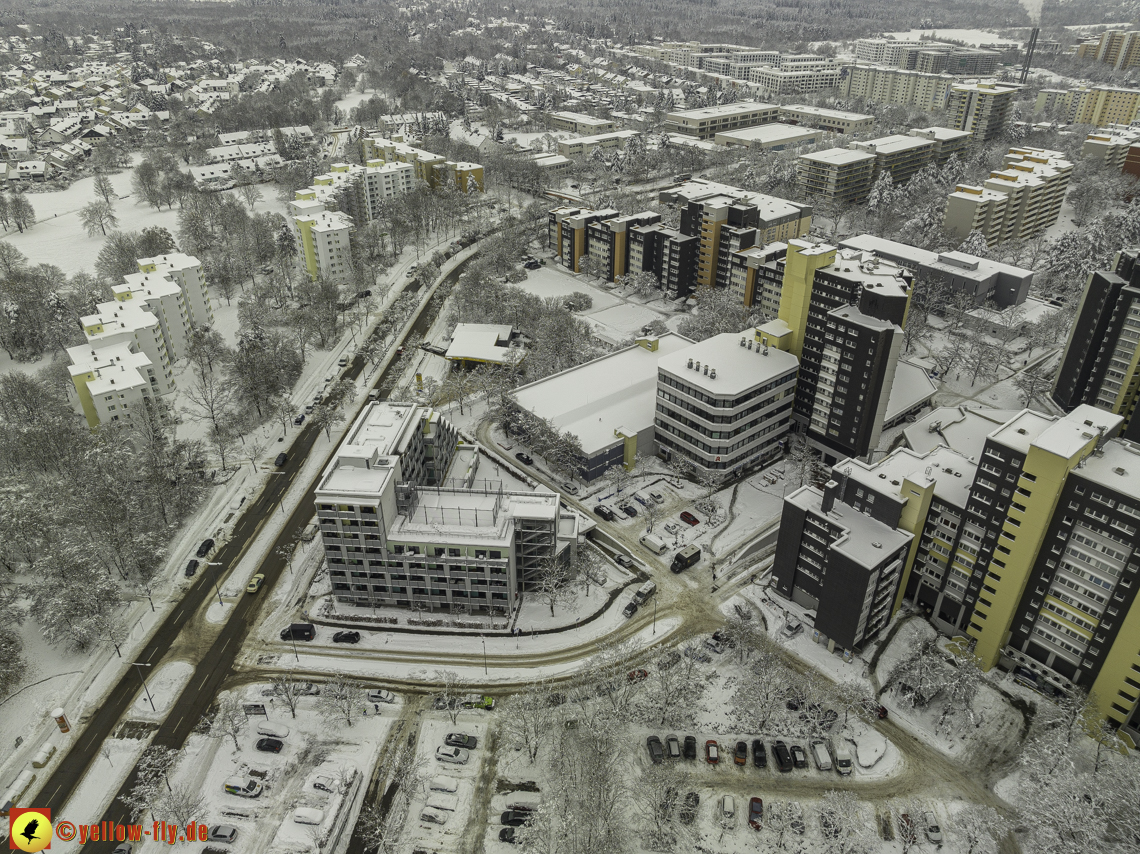 05.12.2021 - Karl-Marx-Ring und Marx-Zentrum in Neuperlach