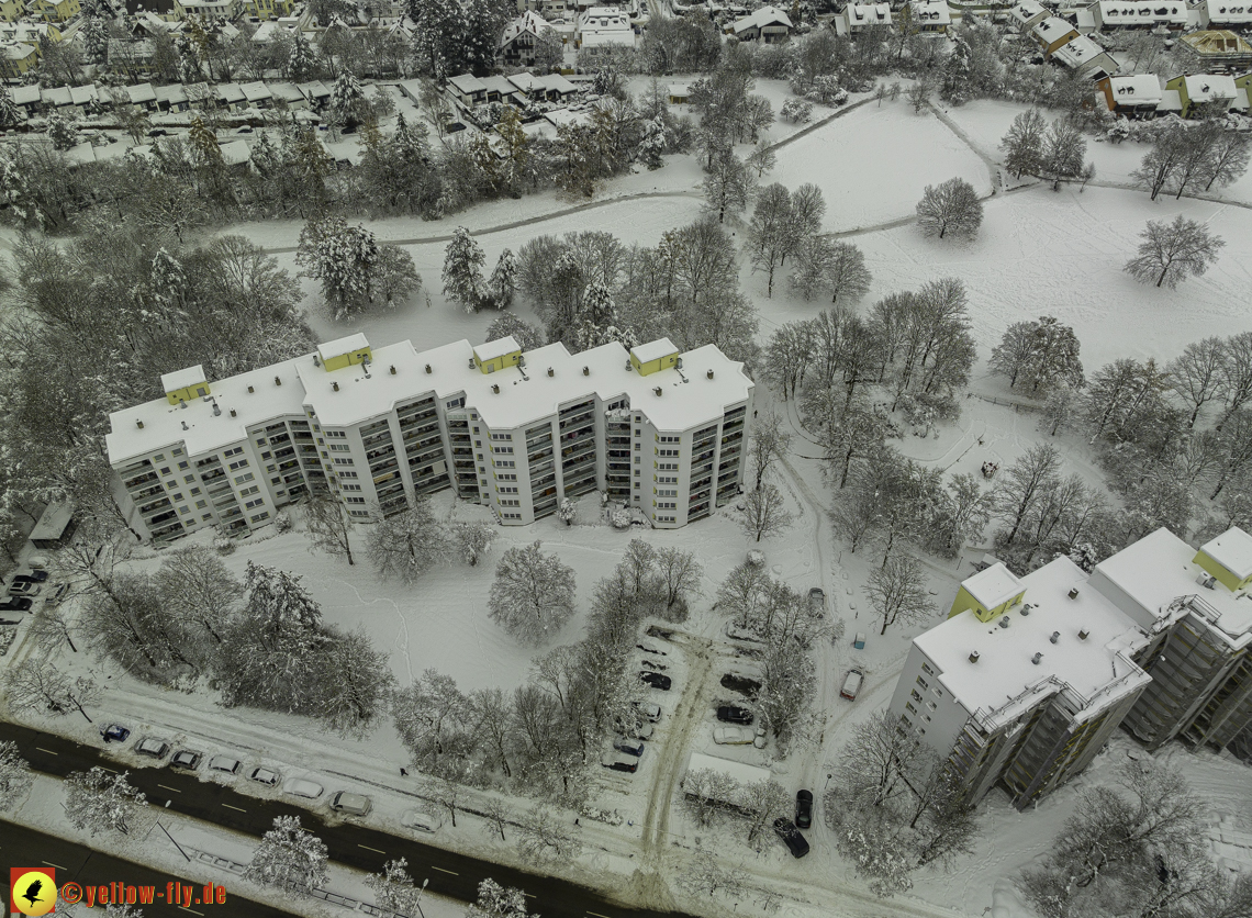 05.12.2021 - Karl-Marx-Ring und Marx-Zentrum in Neuperlach
