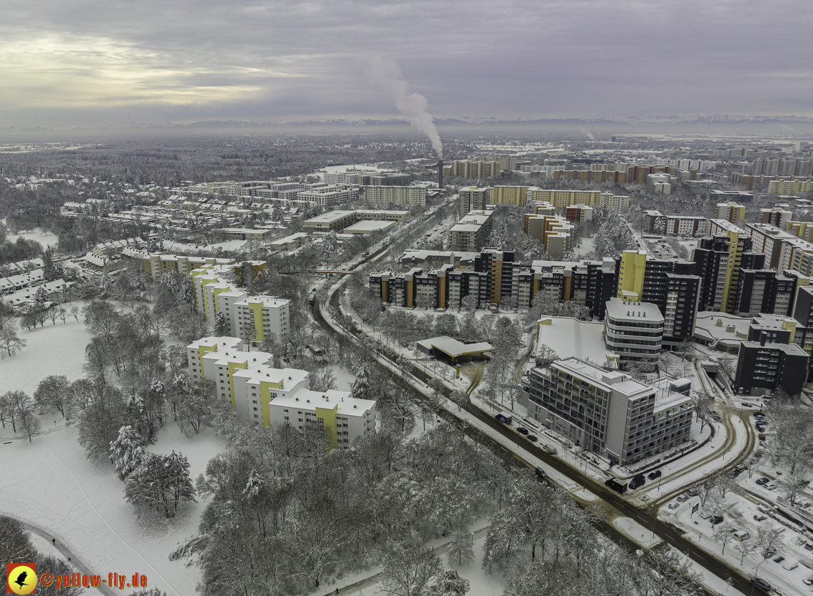 05.12.2021 - Karl-Marx-Ring und Marx-Zentrum in Neuperlach