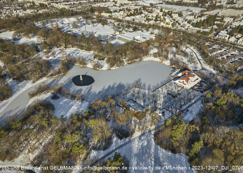 07.12.2023 - Ostpark mit Schnee und Eis in Berg am Laim
