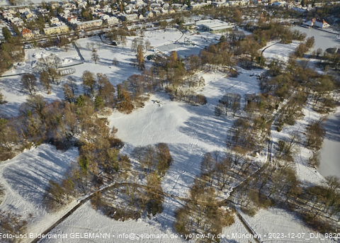 07.12.2023 - Ostpark mit Schnee und Eis in Berg am Laim