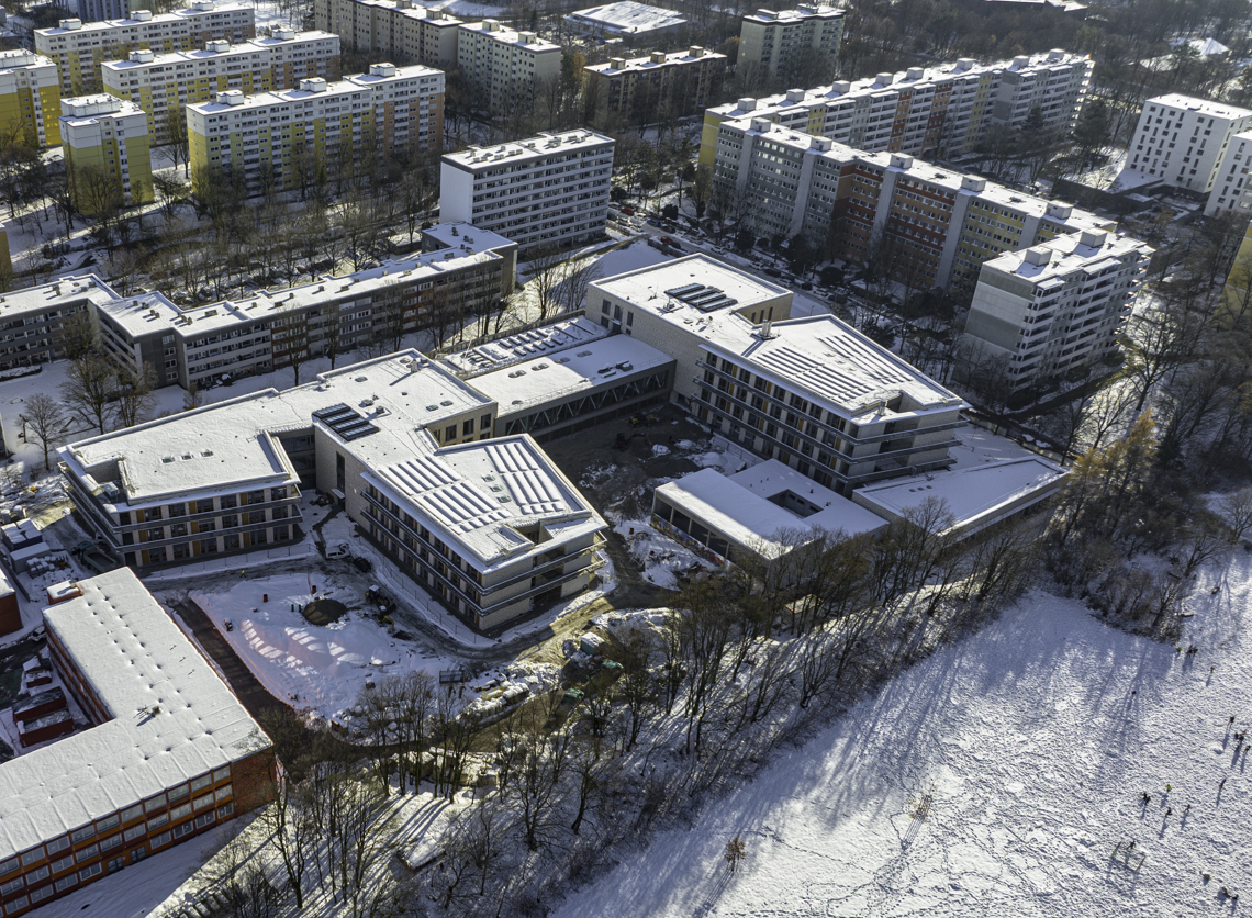 07.12.2021 - Baustelle Grundschule am Strehleranger und Neuperlach