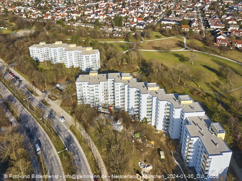 30.01.2024 - Marx-Zentrum, Studentenwohnheim und Wohnanlage Karl-Marx-Ring 52-62 und KMR 53-57c