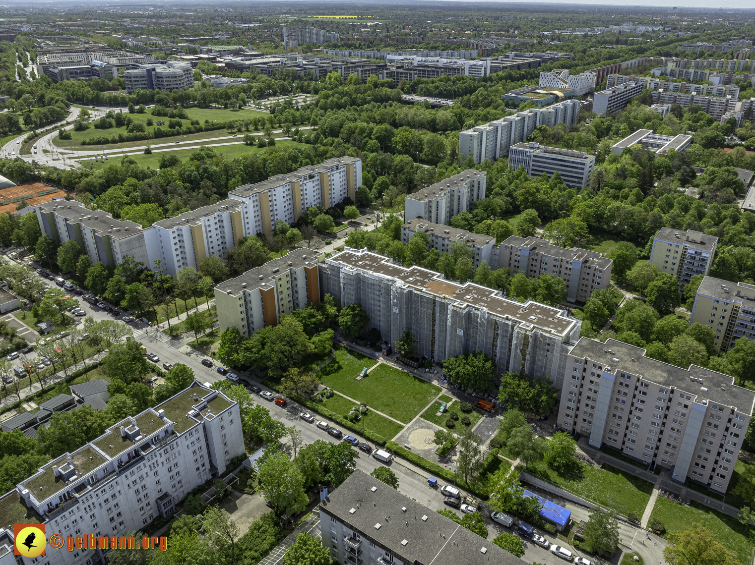 30.04.2024 - GEWOFAG-Baustelle am Karl-Marx-Ring 11-21 in Neuperlach