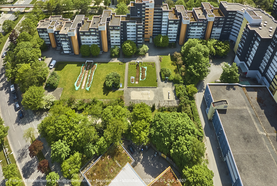 30.04.2025 - Wohnanlage Karl-Marx-Ring 52-62 und das Marx-Zentrum in Neuperlach